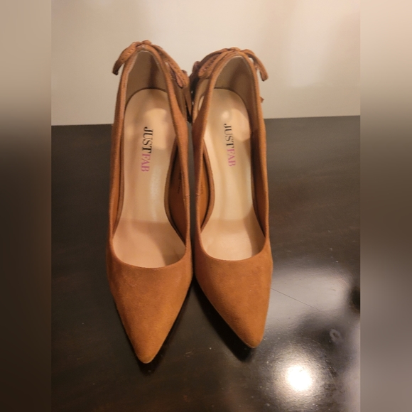 JustFab ~ Violette Pumps - Picture 3 of 5